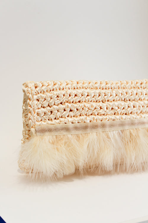 BOLSO DE MANO CON PLUMAS