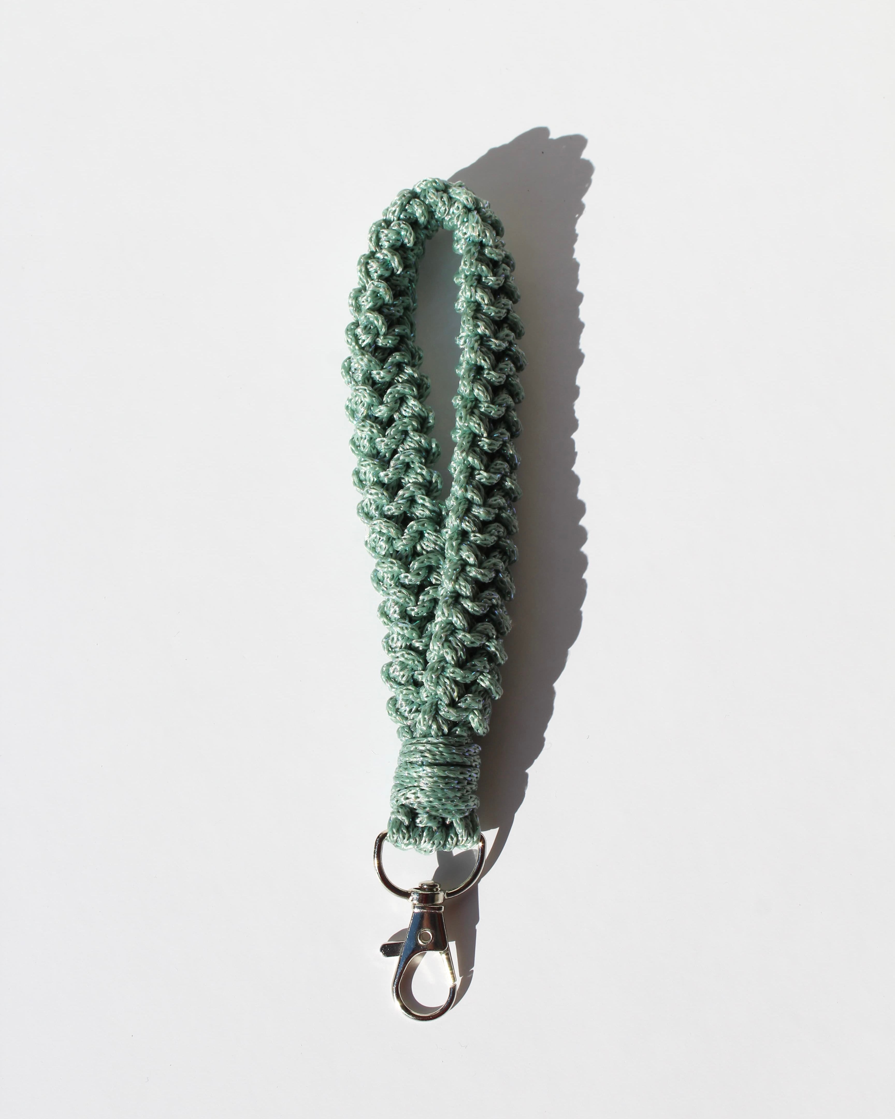 LLAVERO DE MANO BRILLANTE