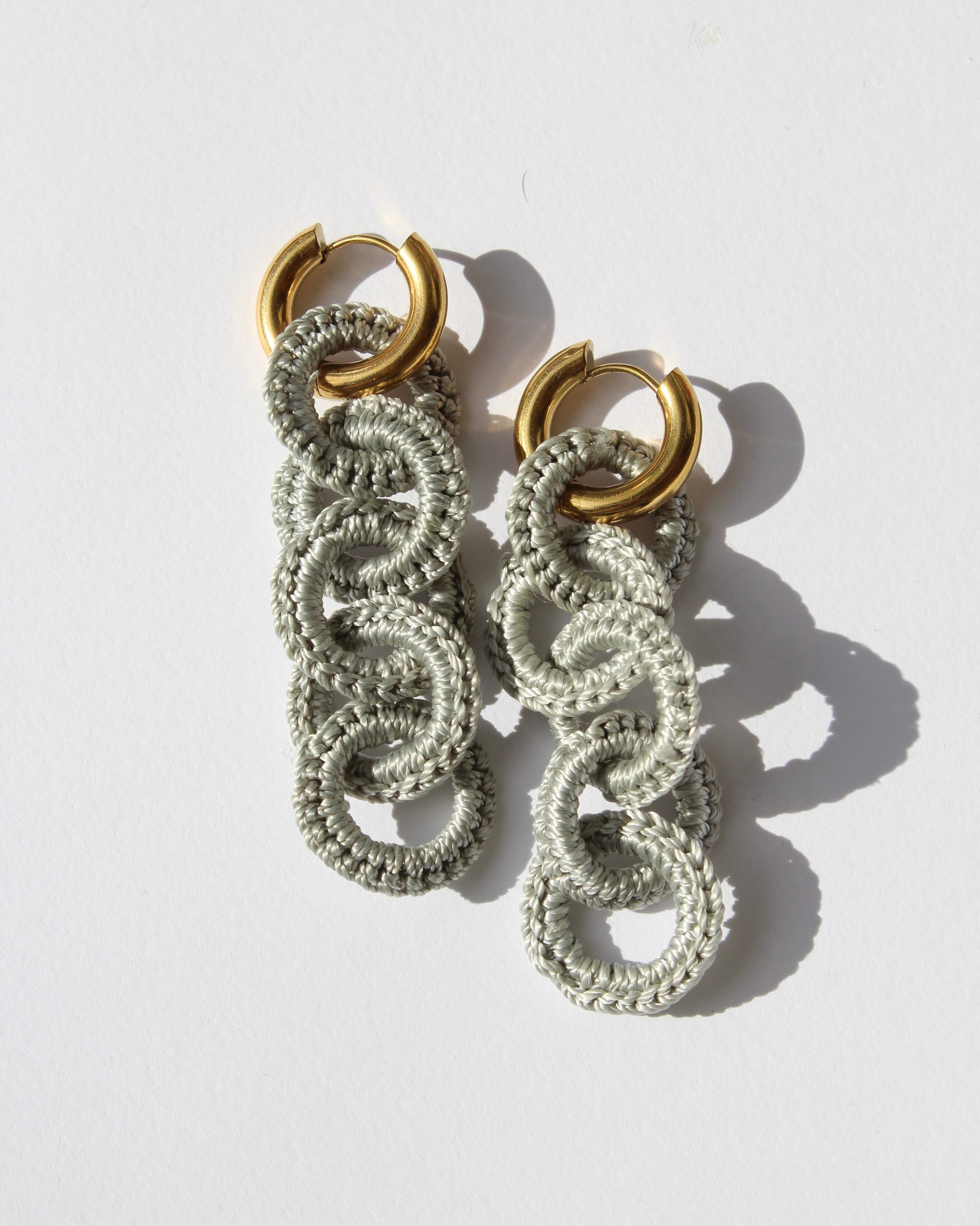 PENDIENTES MILÁN LARGOS