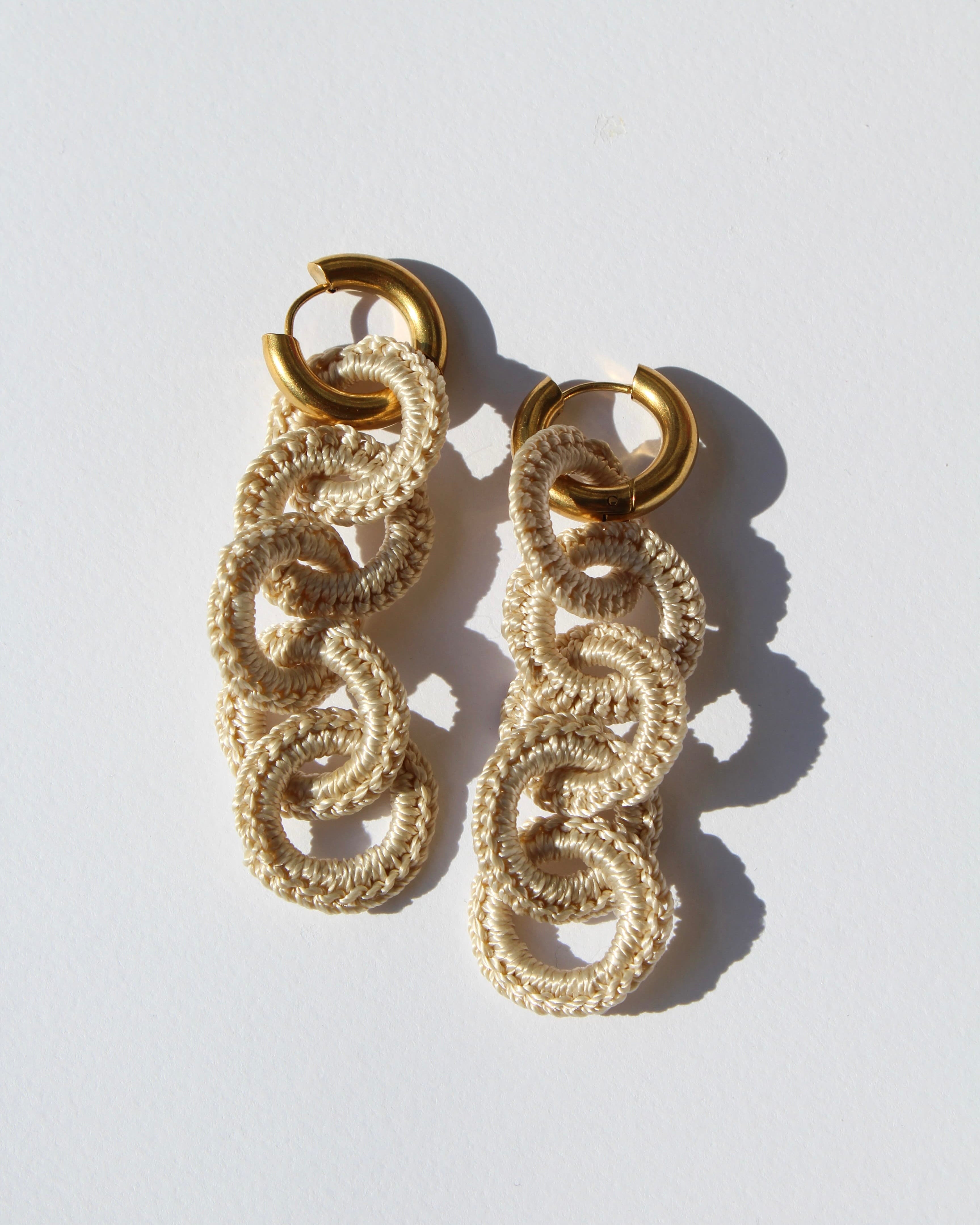 PENDIENTES MILÁN LARGOS