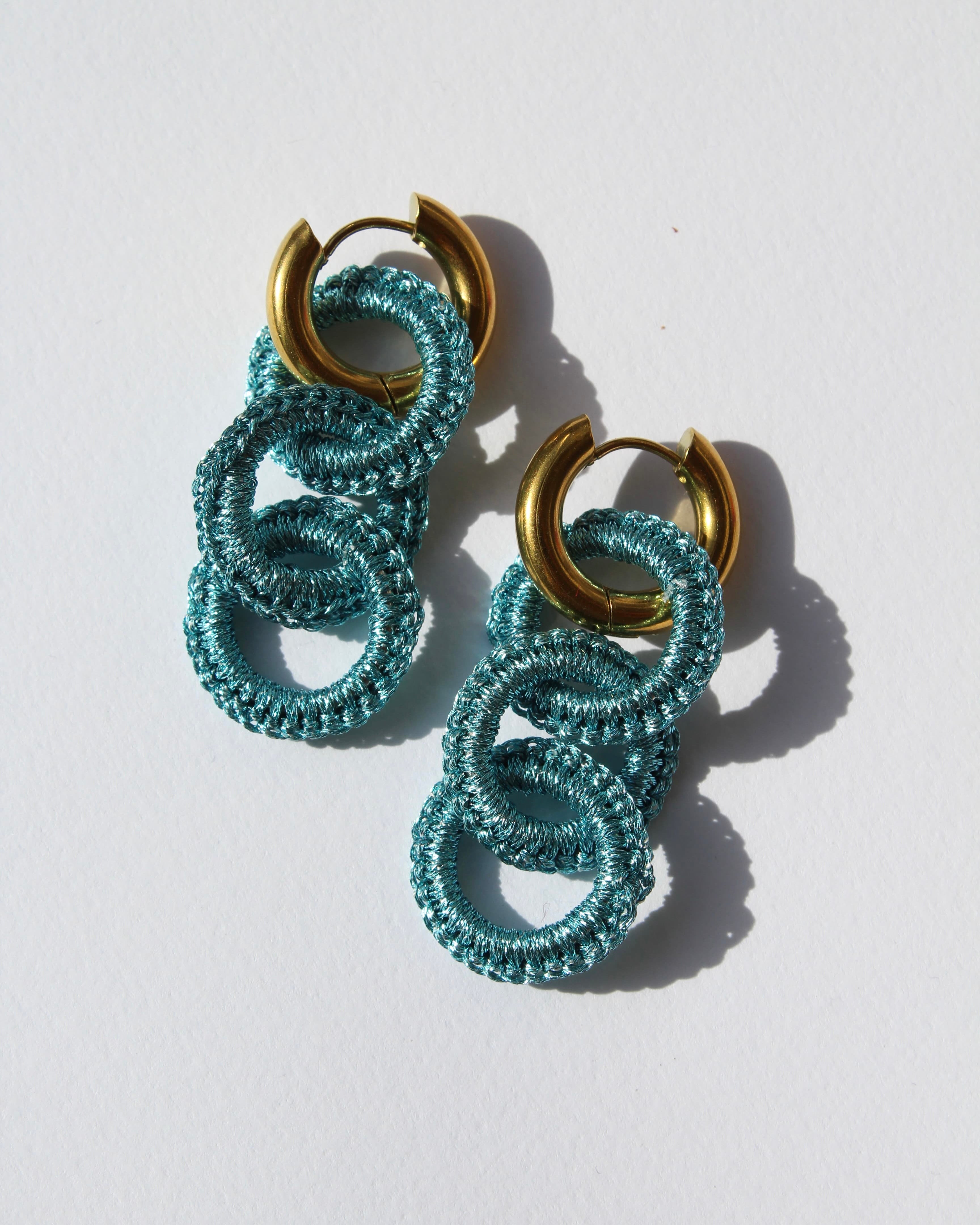 PENDIENTES MILÁN CORTOS BRILLANTES