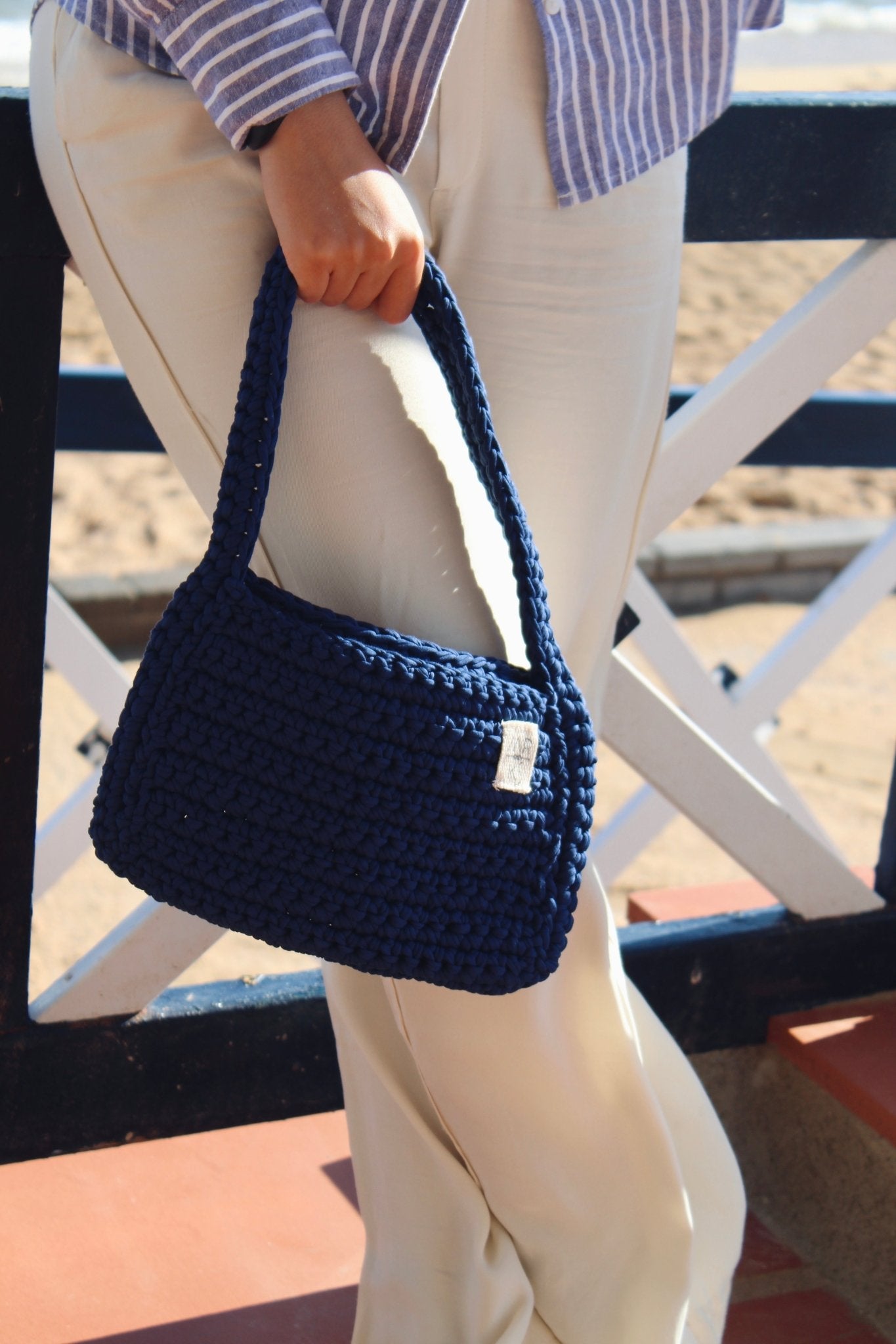 BOLSO BASYK - AZUL - Merakis | Bolsos hechos a mano y decoración